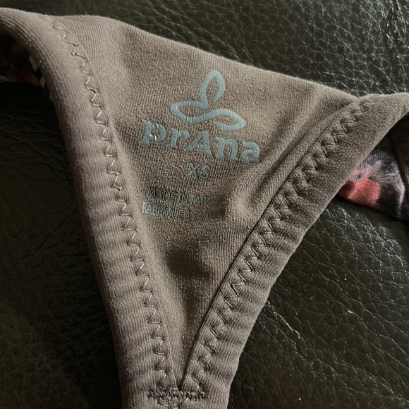 PRANA Arctic Air Yoga Bra - Picture 6 of 6